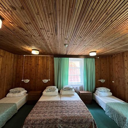Oravapesa Guest House Häädemeeste Bagian luar foto
