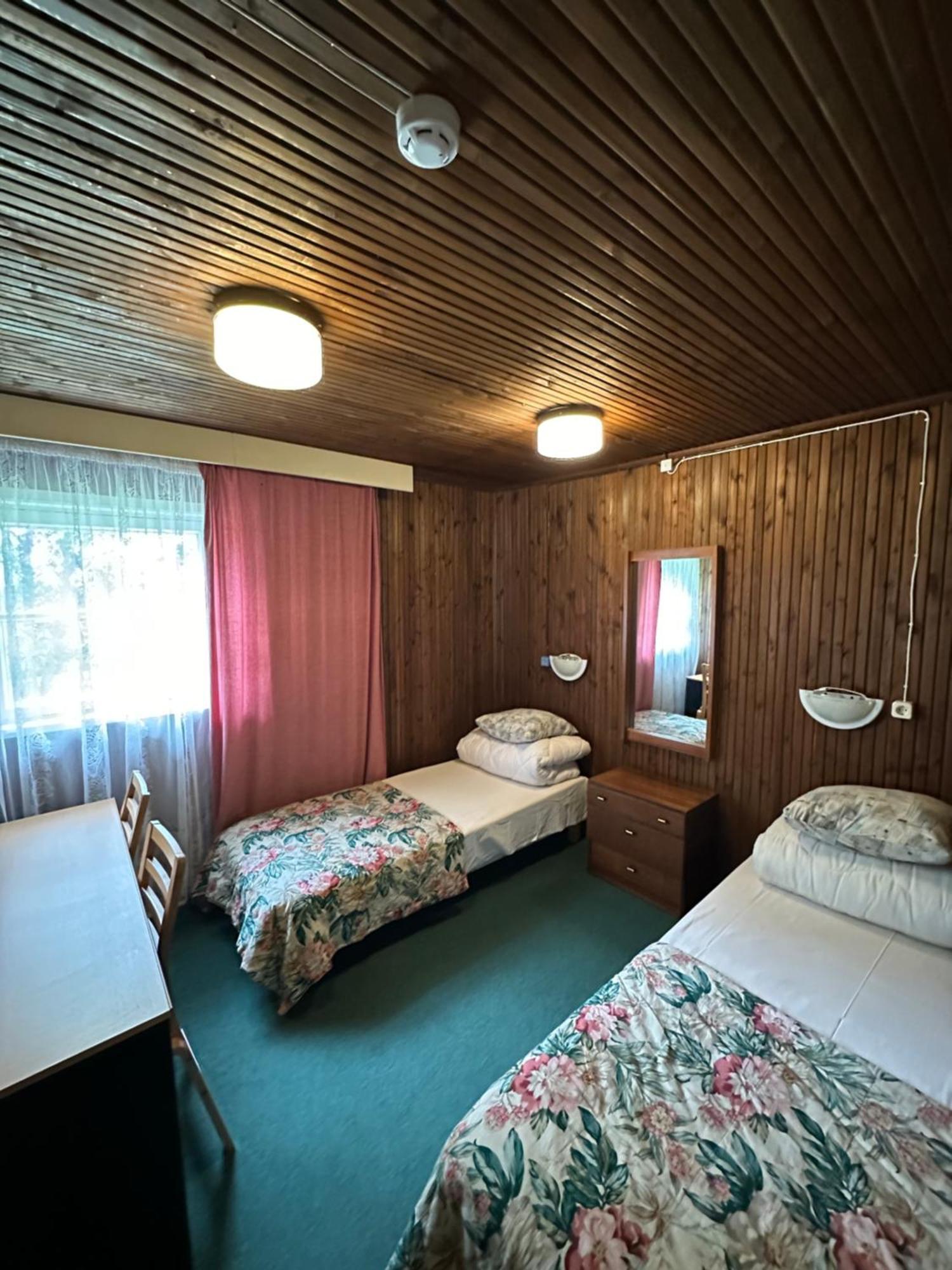 Oravapesa Guest House Häädemeeste Bagian luar foto